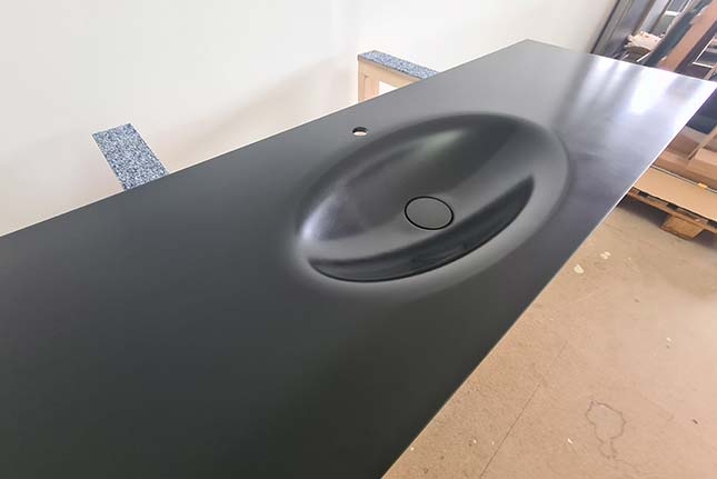 Waschtisch - frisch aus unserer Werkstatt